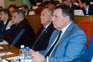 Бюджет принят в первом чтении    